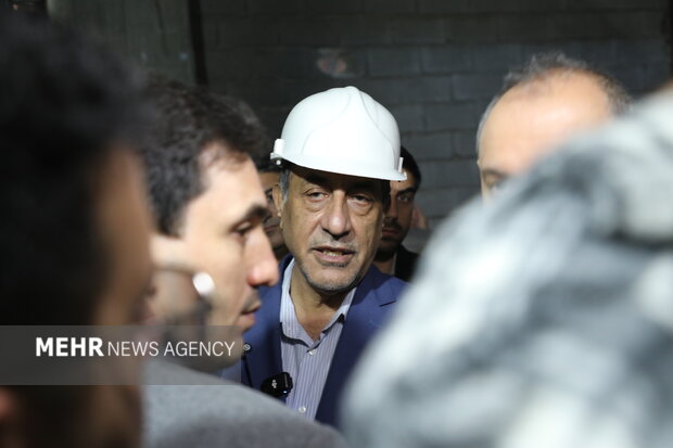 بازدید معاون اجرایی رئیس جمهور از شرکت داروسازی و بیمارستان شهریار