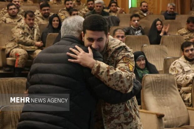 تجلیل از سربازان نمونه سپاه در جشنواره حضرت علی‌اکبر برگزار شد