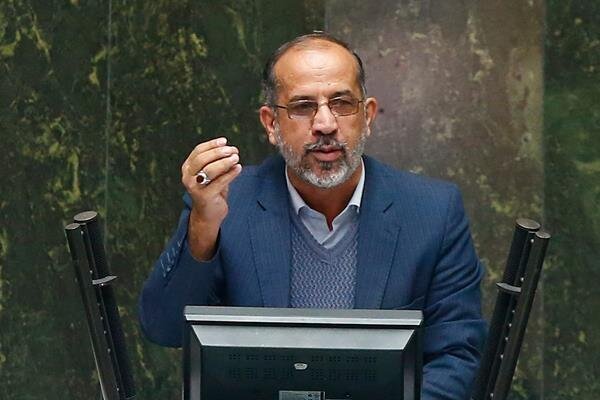 میرمحمدی موعظه نمایندگان توسط رئیس جمهور شأن مجلس را زیر سوال می‌برد