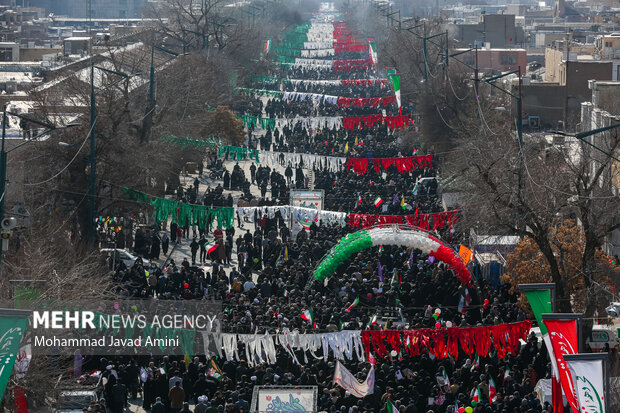 دعوت مردم قزوین به حضور پرشور در راهپیمایی ۲۲ بهمن